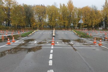 практика вождения на автодроме