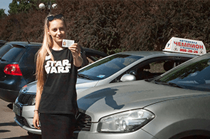Студентка автошколы 44